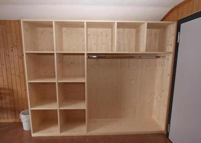 Hostal Jugendhotel Alpina *